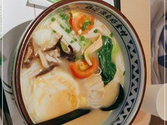 -蒙自源米线大王(东站店)