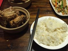 -万和春排骨砂锅米饭(湖北路店)