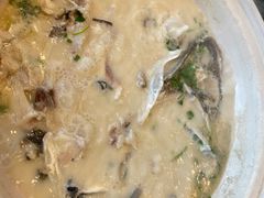 大砂锅炖鱼头-丹江渔村(望京店)