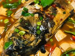 红烧鱼头-菜根香土菜馆(文昌东路店)