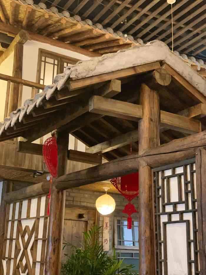 素心茶房·素食餐厅(曲江旗舰店)-"信佛或者喜欢佛脚文化的人都来坐坐