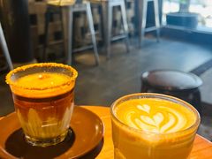 -Metal hands·铁手咖啡