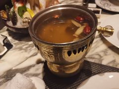 -雍和会海鲜姿造自助(湖东路店)