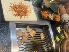 -臻牛烤肉