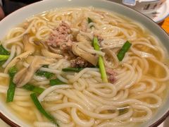 云南特色小锅米线-滇香肴·云南菜蒸汽石锅鱼(云南北路店)