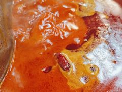 红汤锅底-江二娃串串香(科园四路总店)