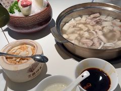 -烹然四季椰子鸡火锅(团结湖总店)