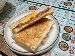 芝士咸牛肉三明治-华嫂冰室(尖沙咀店)