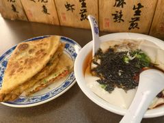 -老客满蛋饼(双塔市集店)