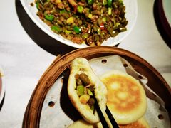 -湘西小馆(滨河路店)