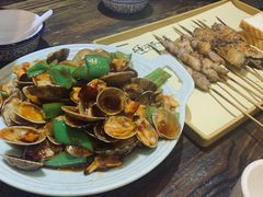 辣炒蛤蜊-老姑砂锅·烧烤天津菜(体北道店)