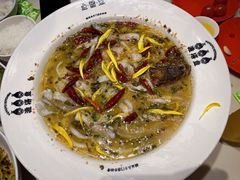 -渔语鱼酸菜鱼新川菜(来福士店)