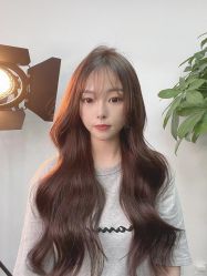 -MODEL'S HAIR