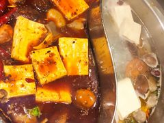 -重庆风光老灶火锅城(同德广场店)