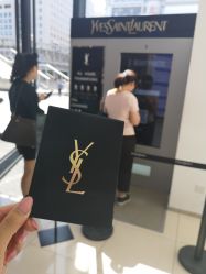 -YVESSAINTLAURENT