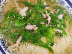 -鸿兴面馆馄饨小笼(稻香店)