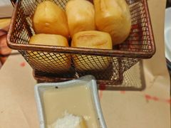 炼乳馒头-金太阳海鲜烧烤·本地人餐厅(星海公园店)