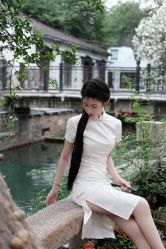 -一揽芳华汉服旗袍体验馆(拙政园店)
