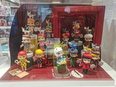 -泡泡玛特POPMART(国金街店)