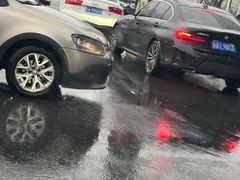 -半天妖烤鱼(京新广场店)