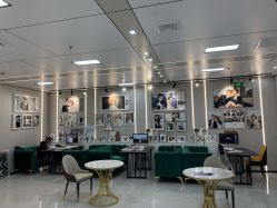 -铂爵夫人婚纱摄影(上海总店)