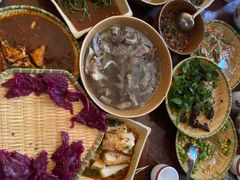 -汤锅大王(新平曹苏黄牛汤锅有限公司)