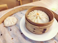 大号蟹黄灌汤包-老班长手工灌汤包老店(东山店)