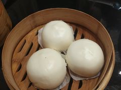 流沙包-高第街56号港式餐厅·精选(世茂广场宽厚里大明湖店)