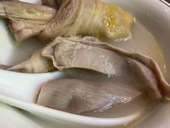 胡椒猪肚鸡-顺德公广东猪肚鸡·煲仔饭(白石洲店)