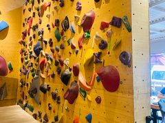 -Upper Climbing Gym 攀岩(华侨城店)