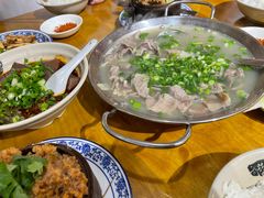 -杨三孃跷脚牛肉(美洲花园店)