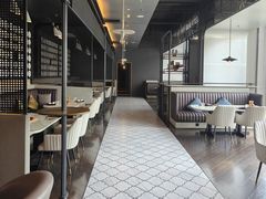 -炙公馆扒房· 武汉卓尔万豪酒店