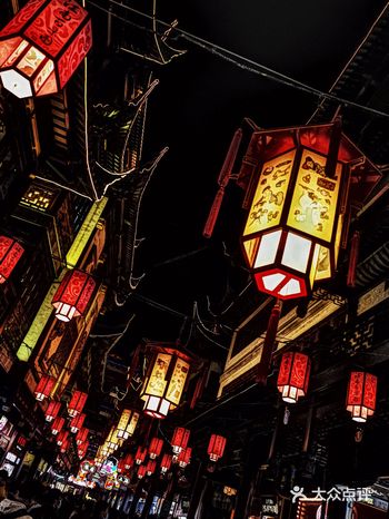 又是一年豫园灯会 上海的灯会真的每年都会带给人不一样