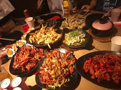 -沪小胖小龙虾(淮海中路旗舰店)