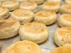 -鲍师傅糕点(青年汇店)