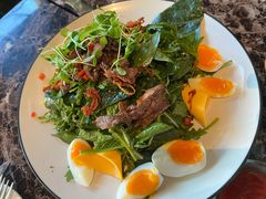 牛肉温泉蛋沙拉-Lets burger非常汉堡·环球风味(蓝色港湾店)
