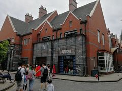 -钟书阁(松江泰晤士小镇店)