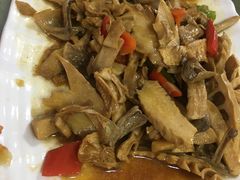 -天天向上素食餐厅(五台山店)