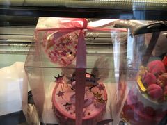 -爱上花开·蛋糕·安佳动物奶油轻奢私人定制(凯德店)