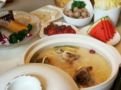 筒骨砂锅-小骨煲金华砂锅(转塘金街美地店)