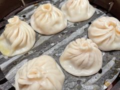 蟹粉小笼-老半斋(福州路店)