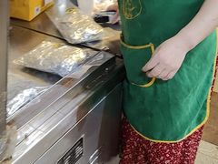 -老黄记手撕烤兔(玉林街店)