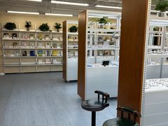 -无奔眼镜·蔡司·依视路授权店(马家堡店)