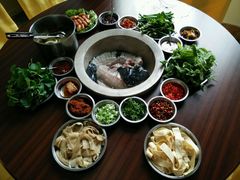 -抚仙湖野生菌石锅鱼(腾冲总店)
