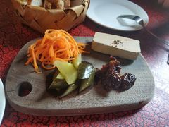 -羽深肉铺 Steak & Wine