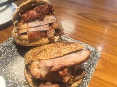 -老天桥酱肉烧饼夹肘子(天桥店)