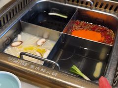 -巴渝瓦肆重庆鲜火锅(宝龙环湖店)