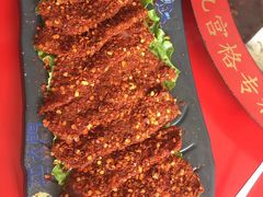 惊叫欢麻辣牛肉-重庆巴九门老火锅(阳朔店)