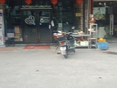 -指爱龙虾(金杨路总店)