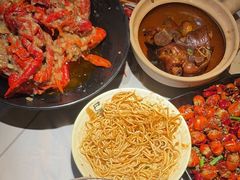 -巴厘龙虾·榜首油焖大虾(音乐学院·沿江酒馆店)